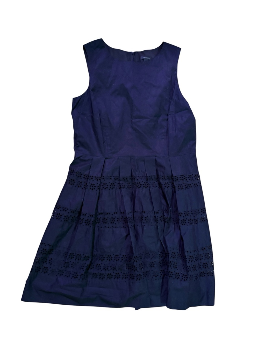 Ann Taylor Sleeveless Black Fit-and-Flare Eyelet Dress 14 - Picture 6 of 12